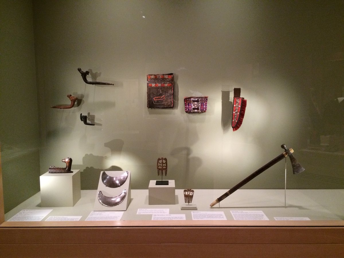 A tomahawk and other 18th century objects in the Fennimore Museum.