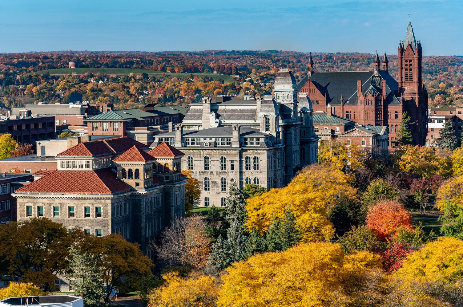 Aerial photo of the Syracuse University campus.
