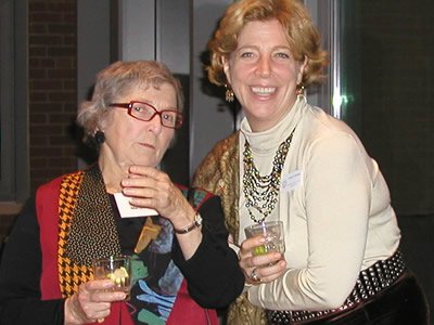 Marilyn Kerr (left) and Laura Feldman '81