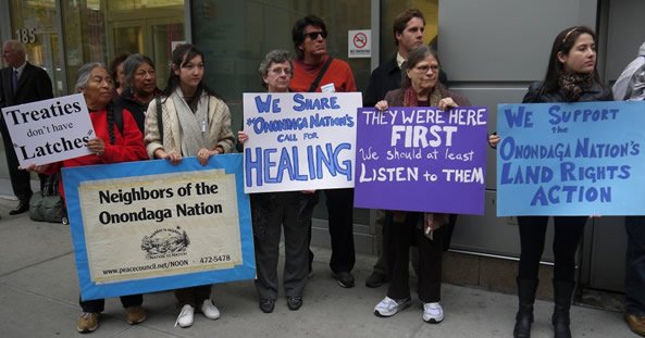 Protesters at the Onondaga Land Rights appeal, 2012. (Photo by Andrew Courtney)