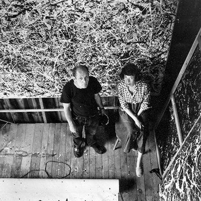 Krasner and Pollock in the latter's studio in East Hampton, 1950 (Photograph by Rudolph Burckhardt. © Estate of Rudolph Burckhardt, courtesy the Pollock-Krasner House and Study Center, East Hampton, N.Y.)