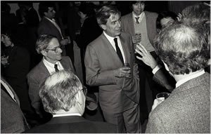 Mario Vargas Llosa, center, with Myron Lichtblau, left, in Syracuse, 1988